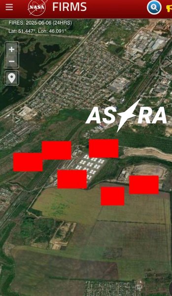Нефтебаза в Энгельсе горит после атаки БПЛА