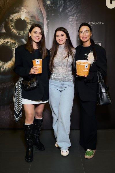 Вікторія Кагаловська і Марина Арістова, прем'єра провокаційного боді-хоррора " ", фільм з Демі Мур, прем'єра фільму, фото з прем'єри фільму Субстанція