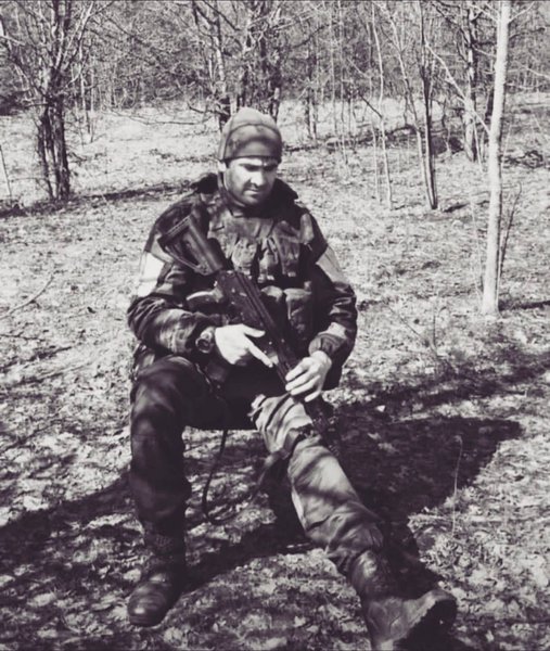 адам хамхоев, племянник замминистра обороны рф