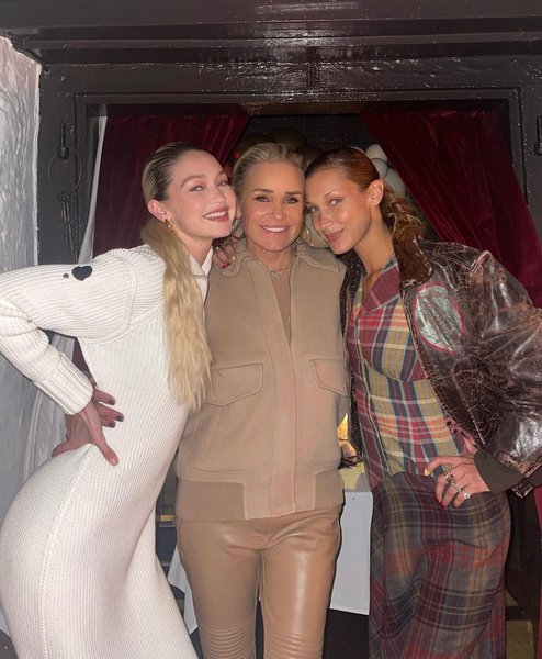 Иоланда Хадид, Белла Хадид, Джиджи Хадид