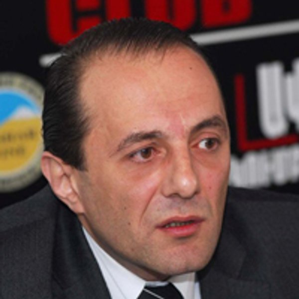 
Рубен Меграбян
о российской пропаганде
