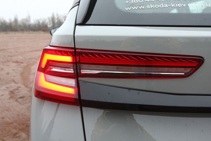 фонарь Skoda Kodiaq, новый Skoda Kodiaq, Skoda Kodiaq 2024, кроссовер Skoda, Skoda Kodiaq в Украине