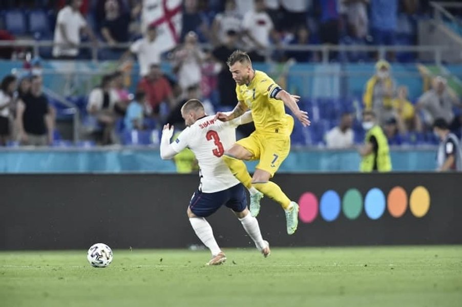 Андрій Ярмоленко атакує Люка Шоу