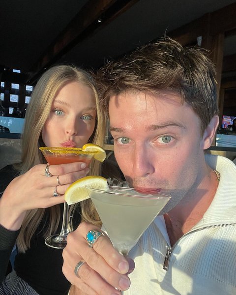 Патрик Шварценеггер с девушкой Эбби Чемпион