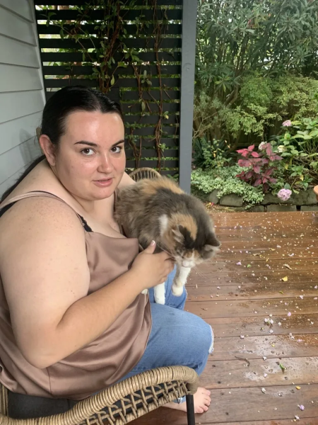 Наднормено тегло, загуба на тегло, отслабване Наднормено тегло, загуба на тегло, отслабване, момиче, медицинска сестра, ходеше много, 10 хиляди стъпки на ден, просто упражнение, диета