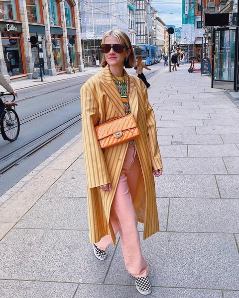 тренды, мода, принты, цветы, горошек, вертикальная полоска, весна 2021