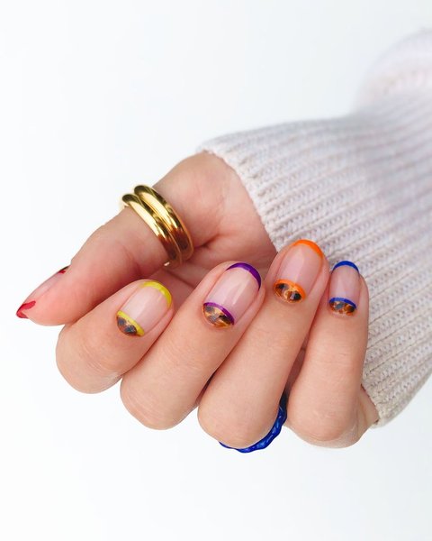 маникюр, модный маникюр, тренд сезона, модный маникюр 2022, цветной френч