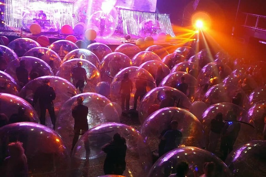 Flaming Lips, рок-концерт, пузыри, сферы, карантин