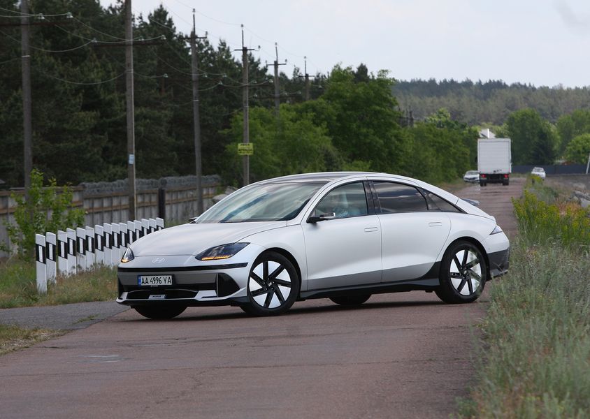 Hyundai Ioniq 6