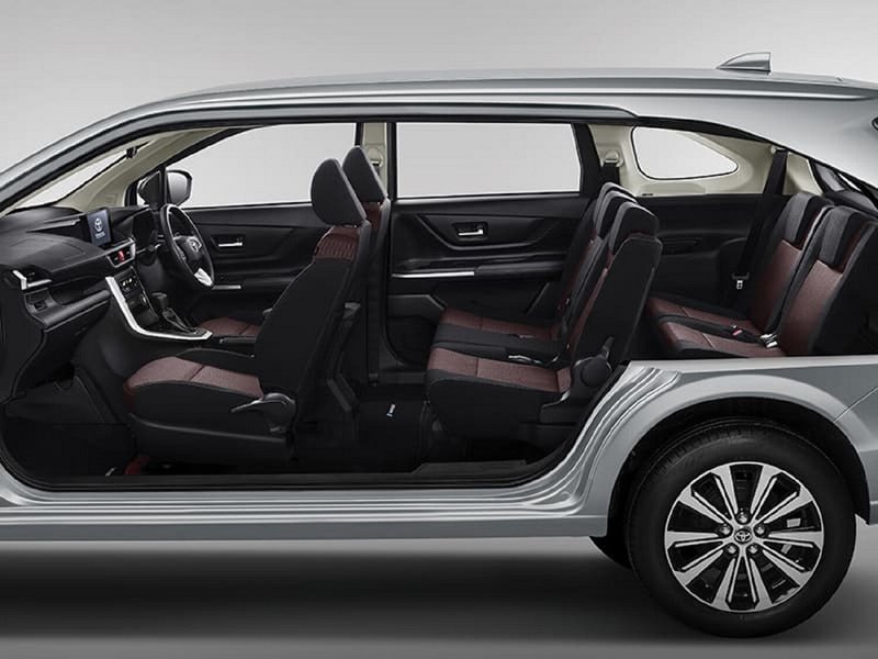 Запропоновано версії на 5 та 7 місць