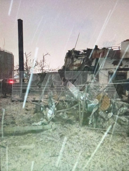 Поджог двери в санкт петербурге. Поджог двери в санкт петербурге. Компот мне подожгли дверь. Пресс служба мвд санкт петербург. Роман шведов поджигатель.