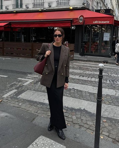 спідниця максі лофери модні тренди 2024