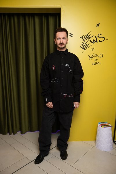 MONATIK, MONATIK персональная выставка, MONATIK картины, MONATIK арт-объекты, MONATIK персональная выставка и гости