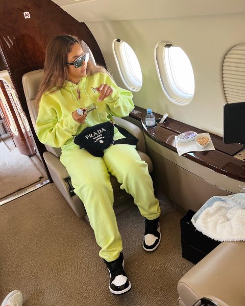 Бренда Бійя проживає в Бельгії