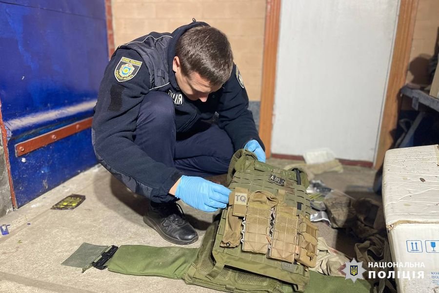 В Черкасской области мужчина из ружья ранил полицейского