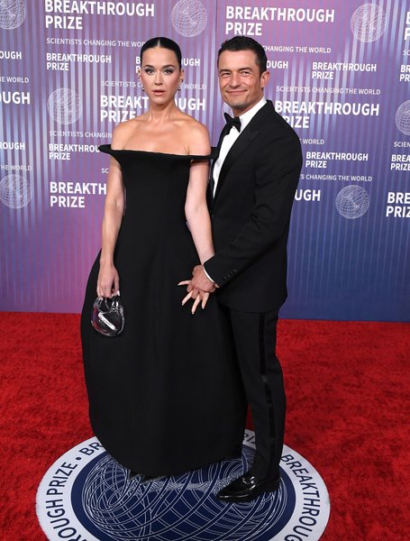 отношения Блума и Перри