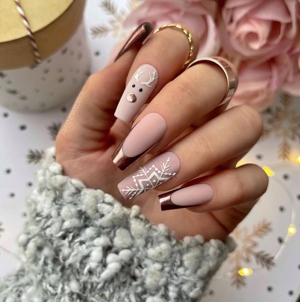 снежный маникюр, зимний маникюр, маникюр на декабрь, тренды маникюра, модный маникюр