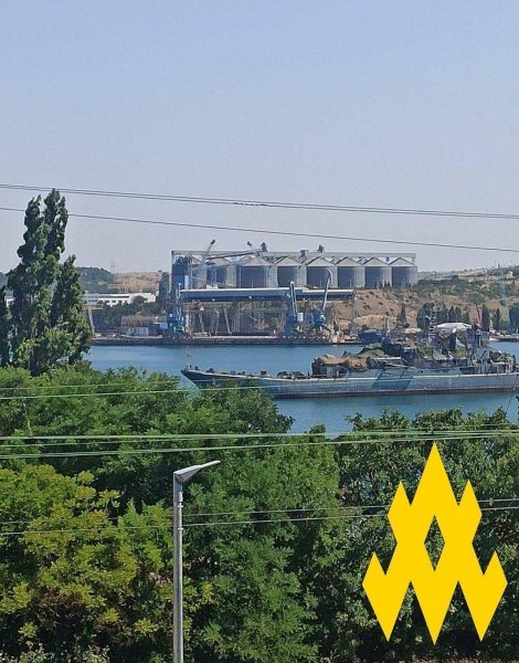 корабль черноморского флота в севастополе