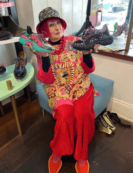 Зандра Роудс Зандра Роудс