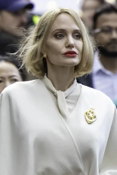 Анджеліна Джолі