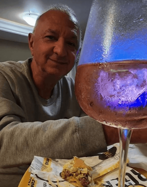 Мэр, который женился на 16-летней девушке, мэр из Бразилии, миллионер, Кауане Роде Камарго, школьница, критики, соцсети, Хиссам Дехаини