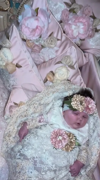 Дитячий одяг, дитяче ліжечко, відео, тренди TikTok, курйози, суперечки в мережі