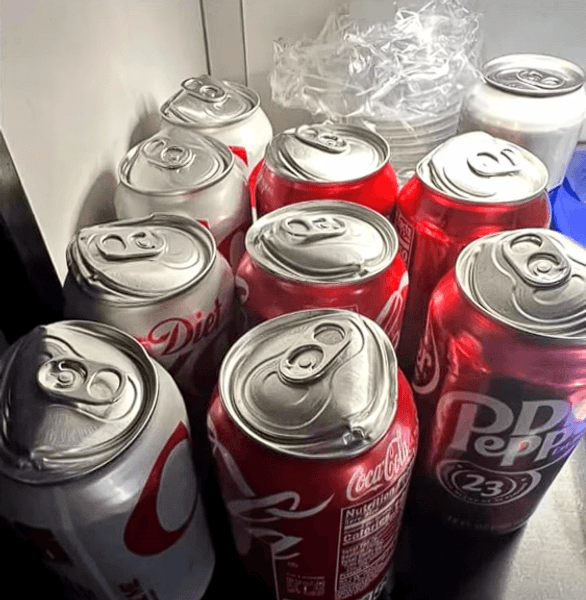 Банки с газировкой взрываются, сильная жара, экстремальная жара, напиток,