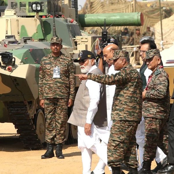 Нарендра Моди