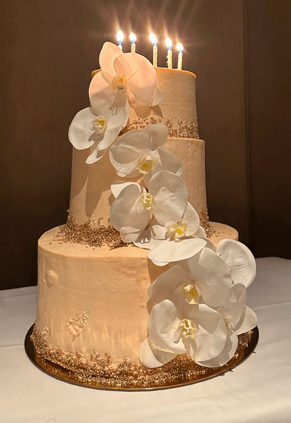 Роузи Хантингтон-Уайтли празднует 36-летие