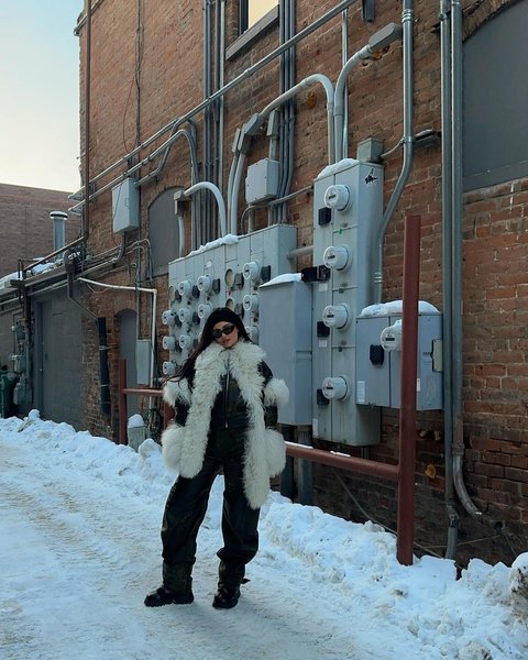 кендалл дженнер, кайли дженнер, зимний образ, модный выход, модный образ, аспен