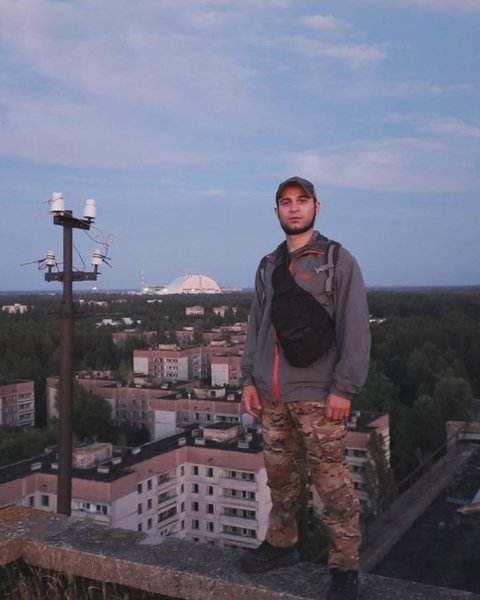 Чернобыль, зона отчуждения, радиация, интервью, ремонт в заброшенном доме, авария на АЭС, мутанты