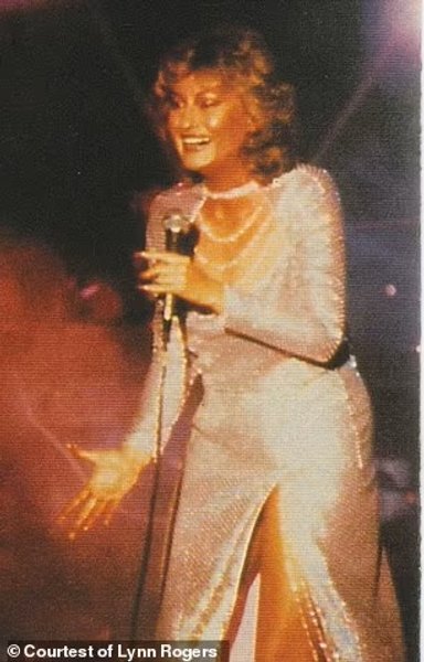 линн роджерс, певица кабаре, встреча с путиным