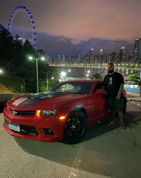 Уэсли Пессано Сантарена, криптотрейдер, машина,