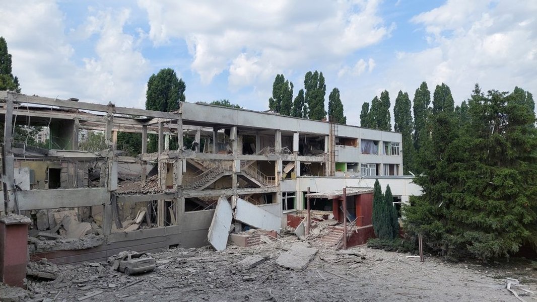 Харьков гимназия обстрел ракетный удар оккупанты война