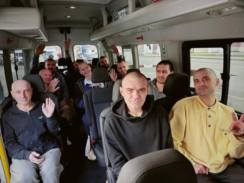 На День Незалежності додому повернулися українські бійці