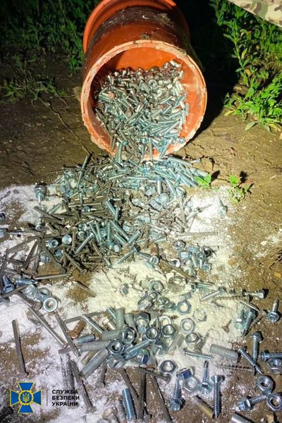 посилення вибухівки, гайки