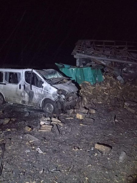 наслідки удару бомбами