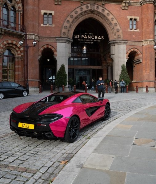 McLaren 570S, суперкар McLaren, McLaren, занедбані авто