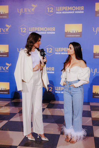 Анна Тринчер