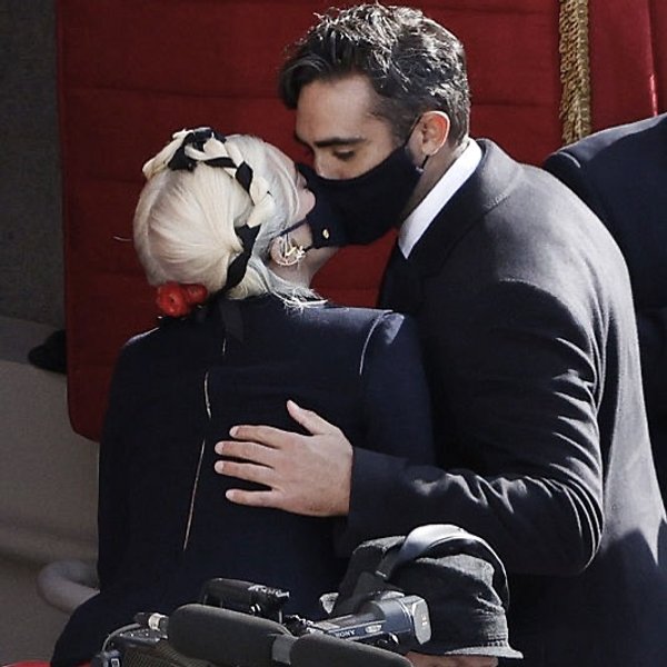 леди гага, майкл полански, инаугурация, джо байден, поцелуй