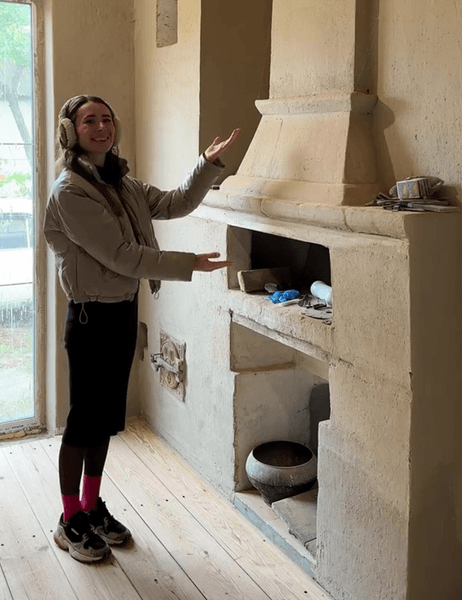 Алина Хлебко ремонтирует дом