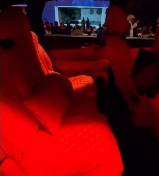 Салон Genesis GV80 Genesis G80, Genesis GV80, кросовер Genesis, седан Genesis