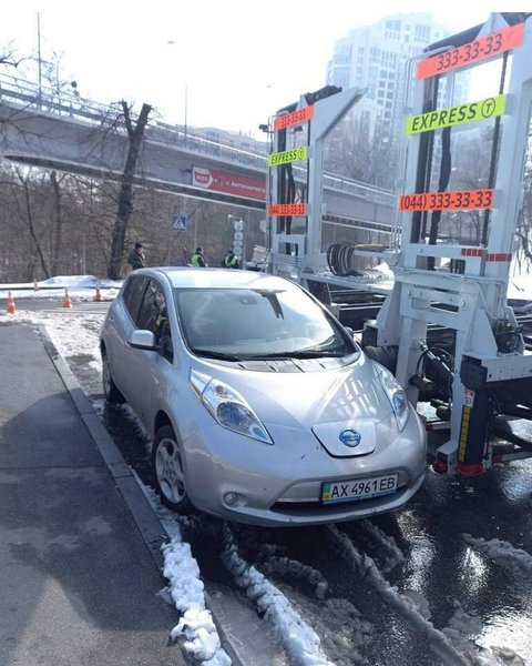 Олександр Куницький, Слуга народу, ПДР, парковка, евакуатор, поліція