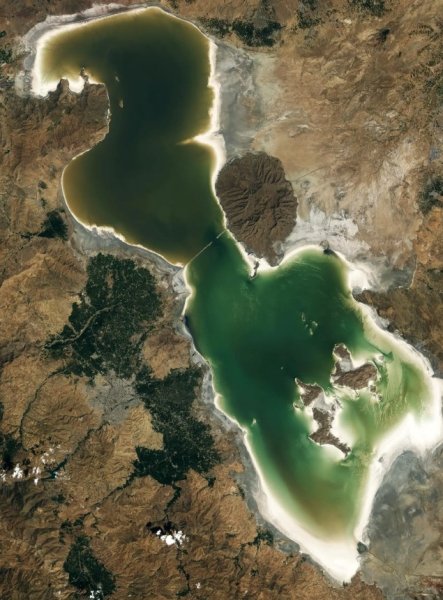 езерото Урмия 2020
