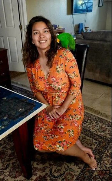 Жінка, папуга, птах, будинок,