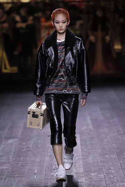 Сумка-коробка весна 2021