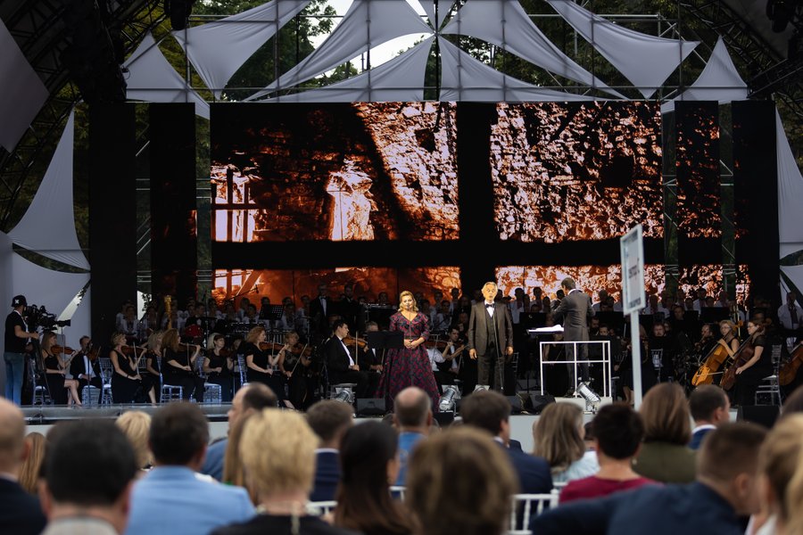 Андреа Бочелли