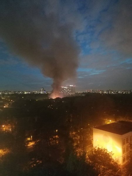 пожар в царицыно, пожар царицыно фото, пожар царицыно видео, пожар царицыно, что горит в царицыно, пожар в москве, москва пожар в царицыно, что горит в москве, новости москва, царицыно это
