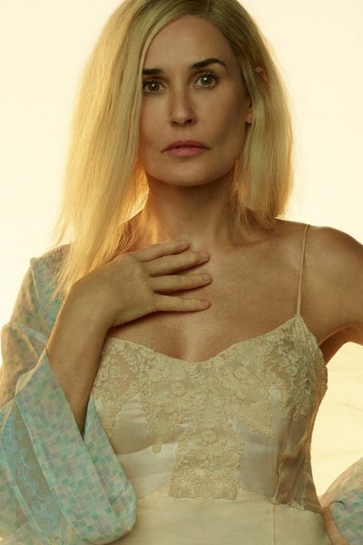 деми мур, о дивный новый мир