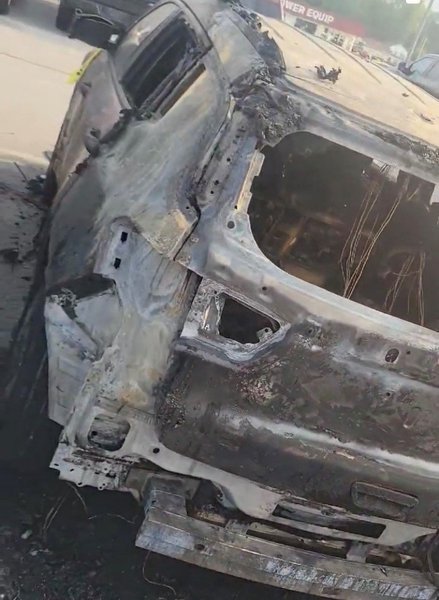 автосалон джип, поджог авто, сгорело авто, сгорел автомобиль, Jeep Compass